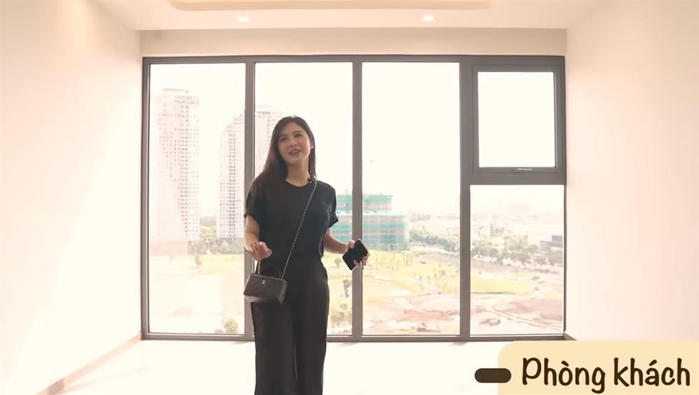 MC Thu Hoài đập hộp căn hộ mới, view cạnh đường đua F1-3