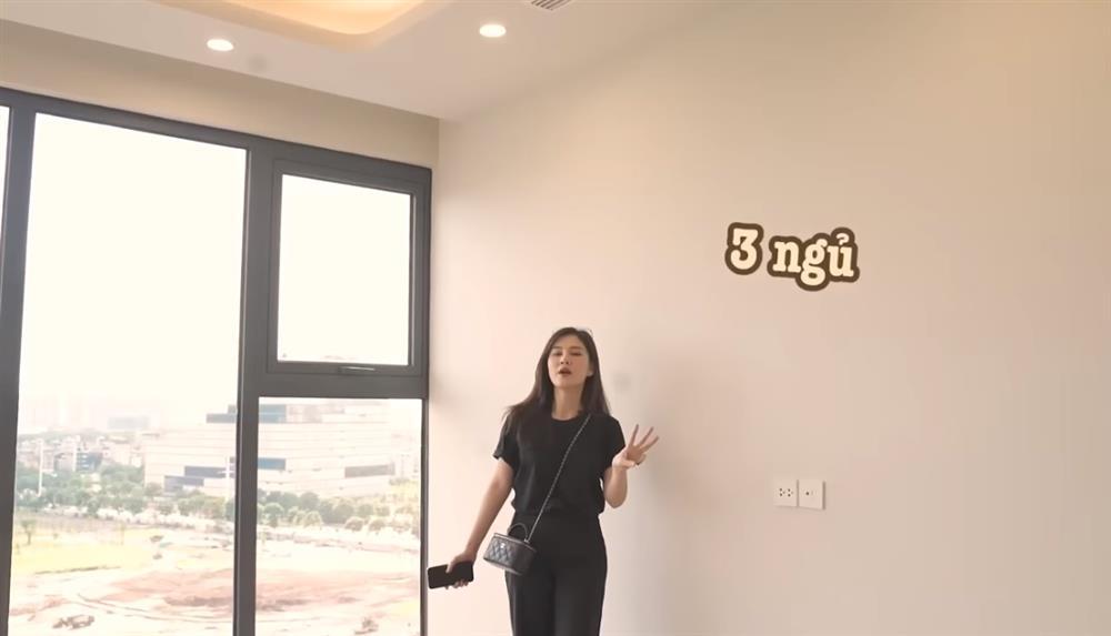 MC Thu Hoài đập hộp căn hộ mới, view cạnh đường đua F1-5