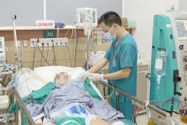 Ăn bánh trôi ngô, 1 bé tử vong, 4 người nguy kịch-1