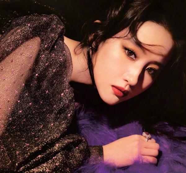 Lưu Diệc Phi bị mỉa mai-8