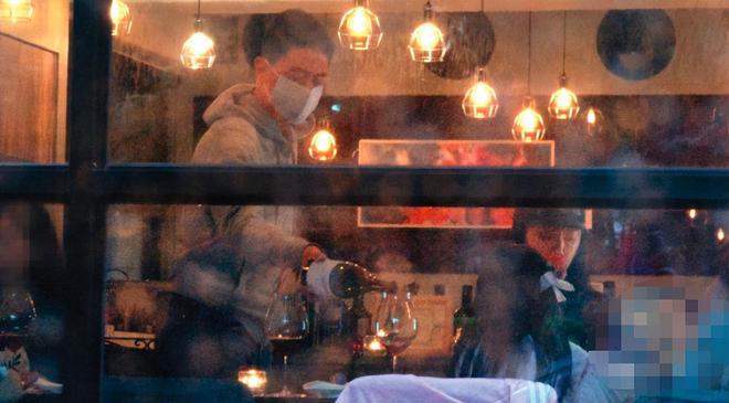 Ái nữ Hoắc Kiến Hoa - Lâm Tâm Như xuất hiện cao lớn bất ngờ-4