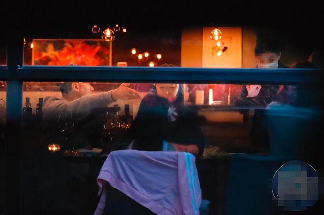 Ái nữ Hoắc Kiến Hoa - Lâm Tâm Như xuất hiện cao lớn bất ngờ-5