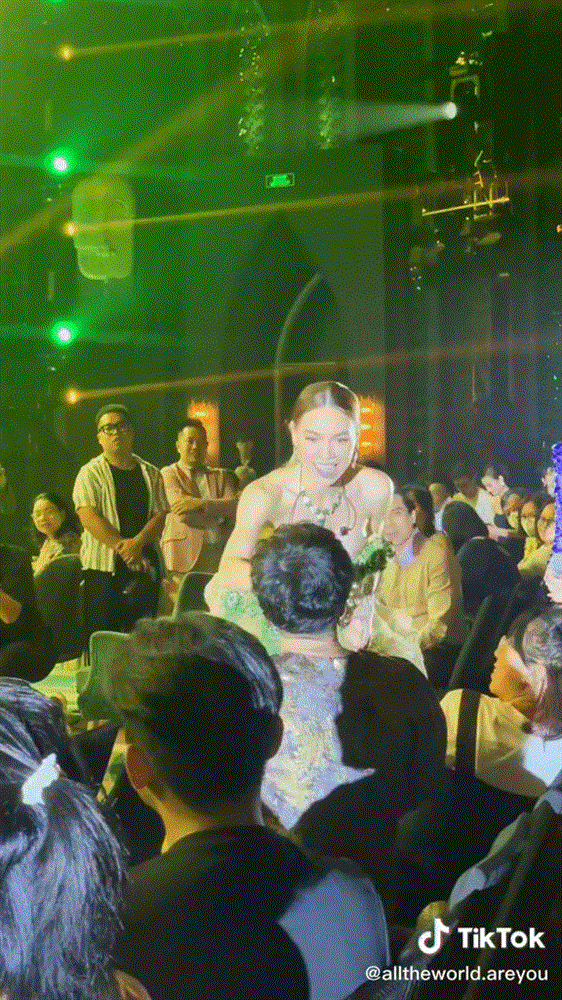 Hồ Ngọc Hà đang cà khịa hay bắt trend Chi Pu?-3