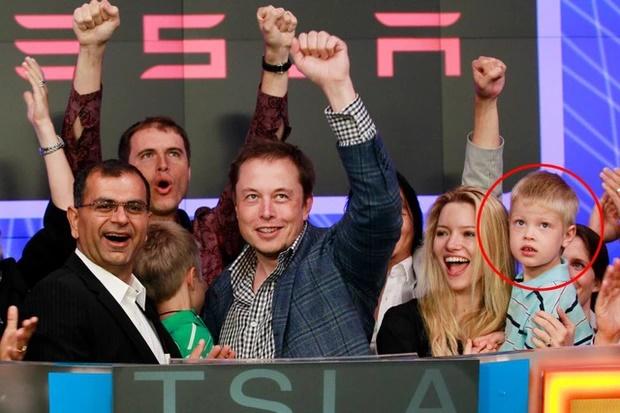 Vì sao con trai tỷ phú Elon Musk muốn đổi tên, cự tuyệt với cha?-1