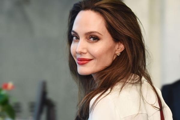 6 tướng mặt đàn ông tâm địa nhỏ nhen, cả đời nghèo khổ-6