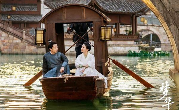 Lỗi hài hước trong phim cổ trang của Lưu Diệc Phi-1