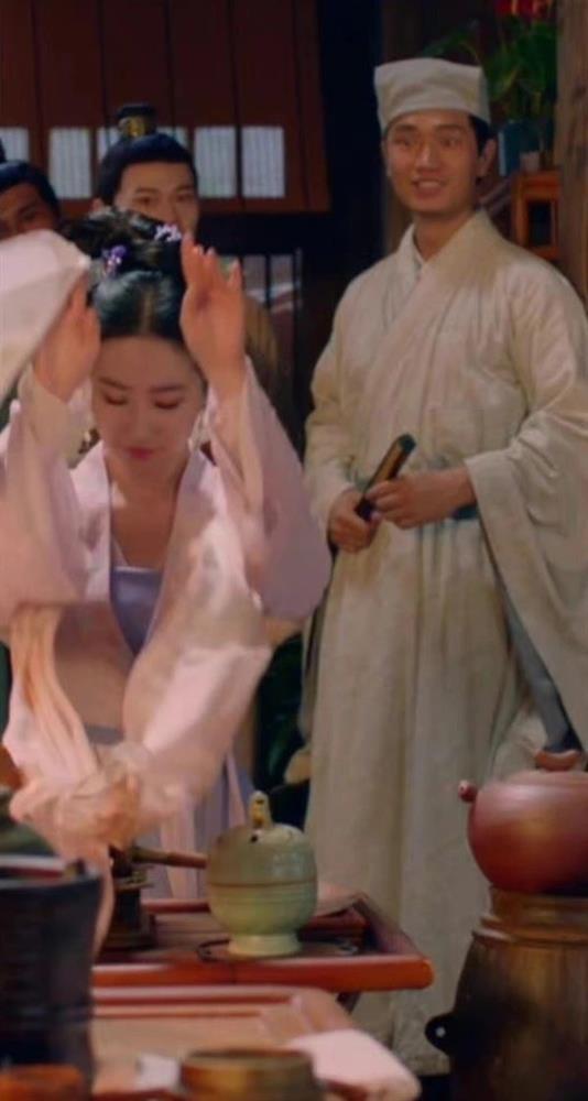 Lỗi hài hước trong phim cổ trang của Lưu Diệc Phi-14