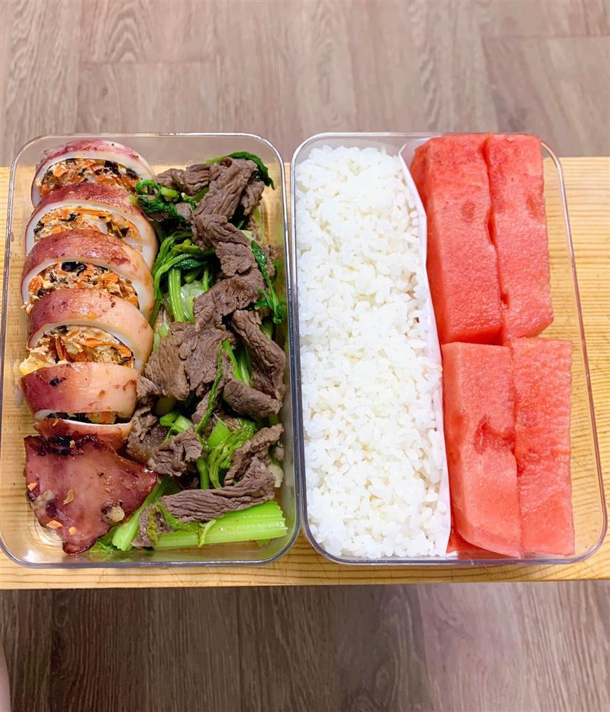 Trầm trồ loạt hộp cơm trưa ngon mắt nấu cho anh xã đi cày-5