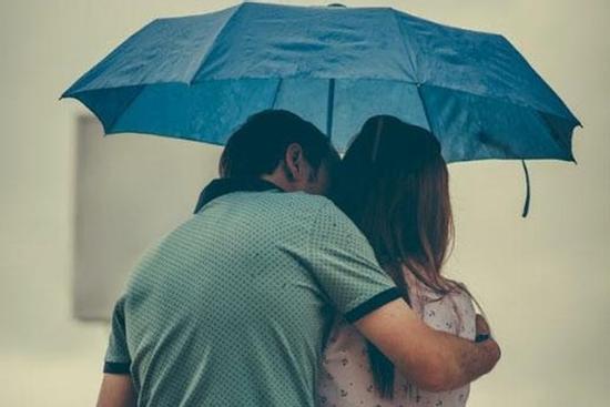 Ngoại tình trả đũa chồng, 1/2 số phụ nữ không hề giấu giếm việc này!