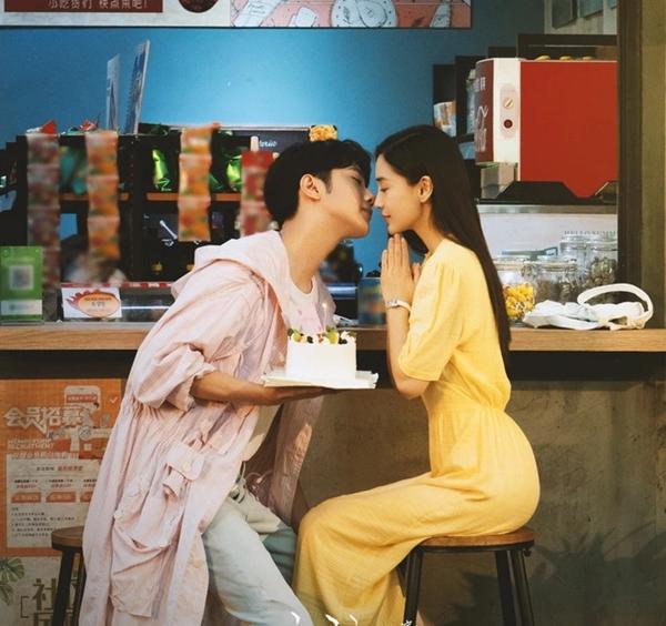 Ngay lúc này, Angelababy vẫn là bình hoa di động-5