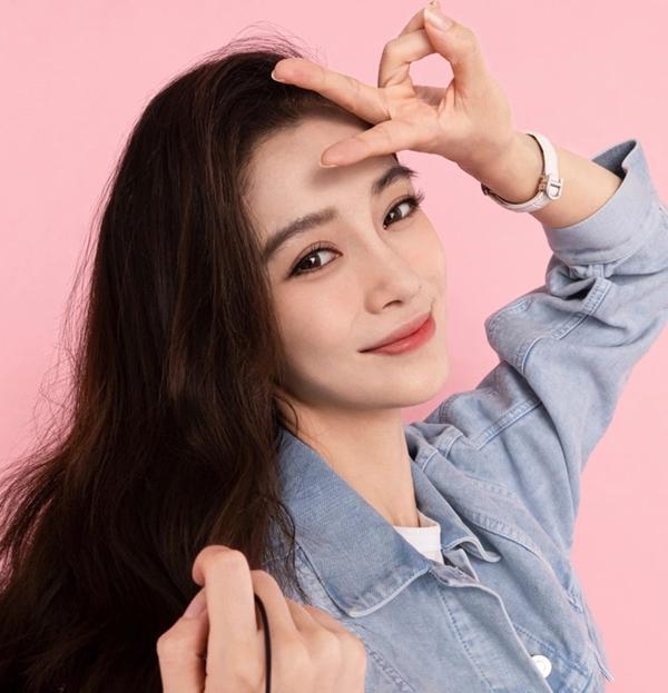 Ngay lúc này, Angelababy vẫn là bình hoa di động-8