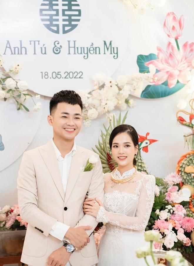 Cuộc sống của các Quán quân Cười Xuyên Việt-4