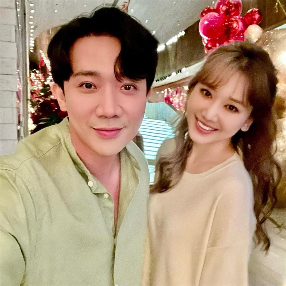 Hari Won khoe quà sinh nhật khủng toàn kim cương, hàng hiệu-2