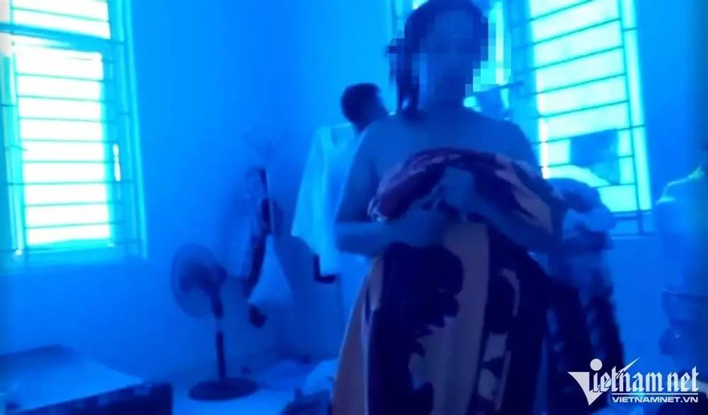 Chủ tịch xã ở Thanh Hóa tòm tem cấp dưới không được bố trí việc mới-1