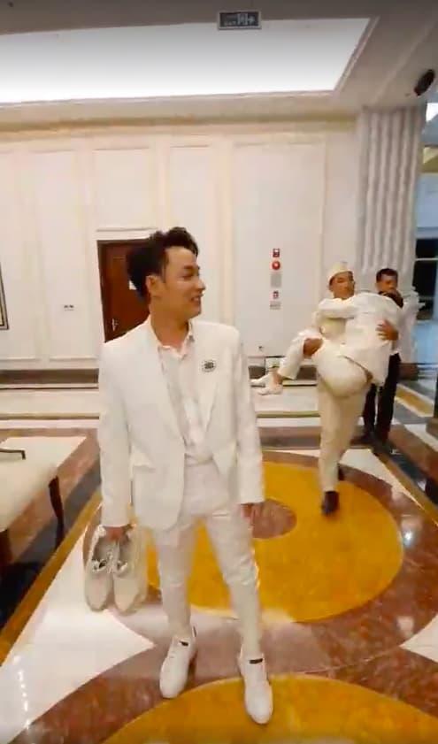 Hari Won xỉn quắc cần câu, nằm bẹp ngày sinh nhật?-7