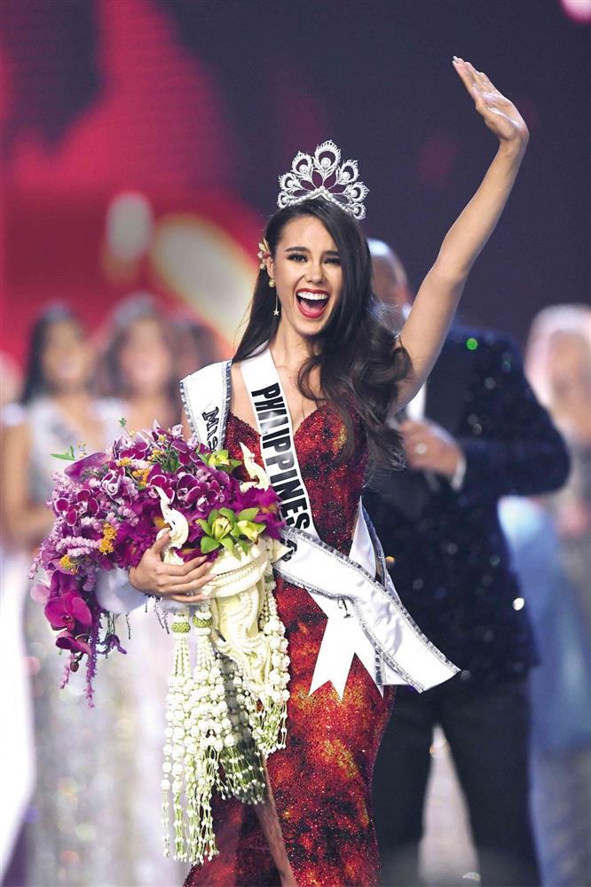 Sang Việt Nam, Miss Universe Catriona Gray có hành động 11 điểm-4