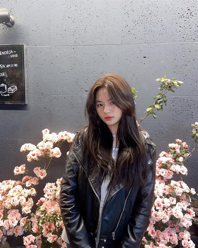 Kim Tae Ri đọ sắc sao nhí Người Hầu Gái, ai đẹp hơn?-6