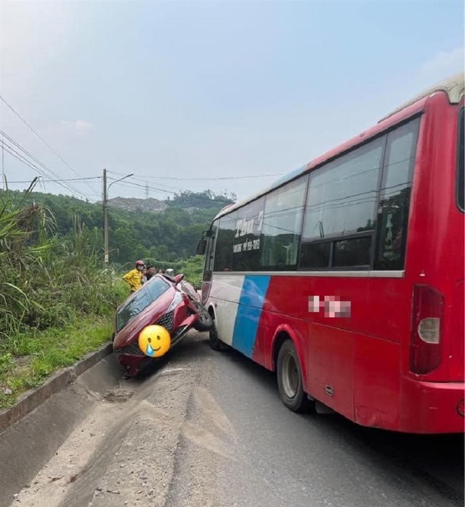 Clip: Thót tim cảnh tai nạn liên hoàn 3 xe ô tô ở Thái Nguyên-3