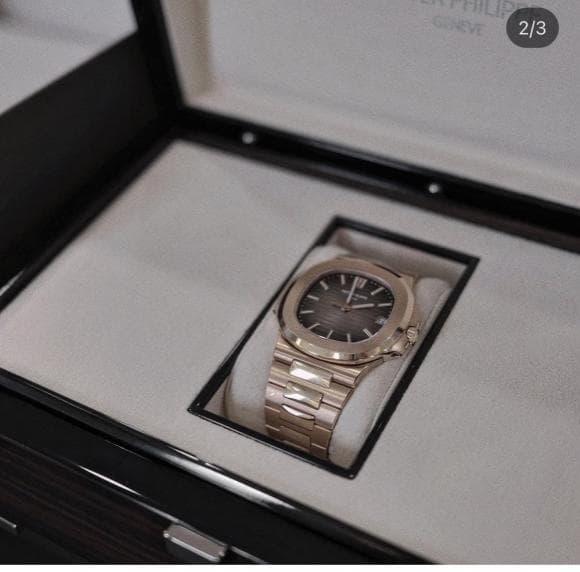 Sơn Tùng khoe vòng hiệu mới tậu, hội chị em chỉ chú ý vào đôi tay-3