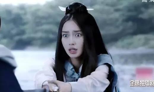 Sao Cbiz vác bụng bầu đóng phim: người tự làm hết, kẻ dùng phông xanh-6