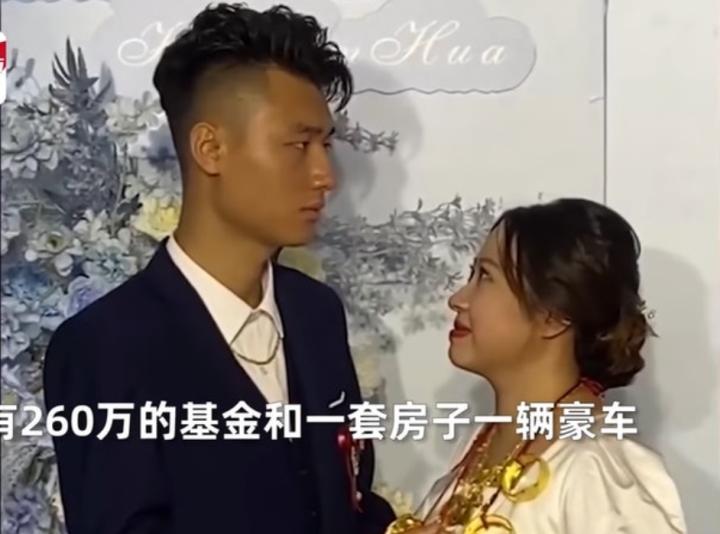 Chú rể trưng bộ mặt khó hiểu suốt lễ cưới dù nhà gái tặng 27 tỷ hồi môn-3