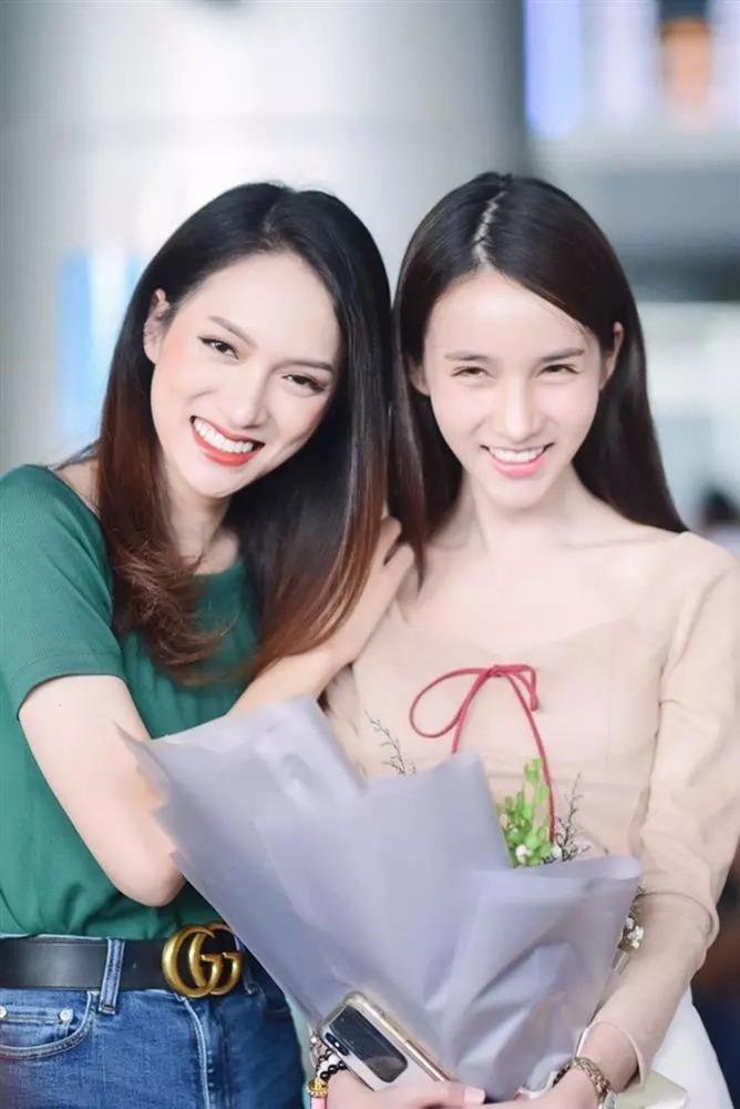 Hương Giang bị chê già hơn Lâm Khánh Chi qua ống kính cam thường-14