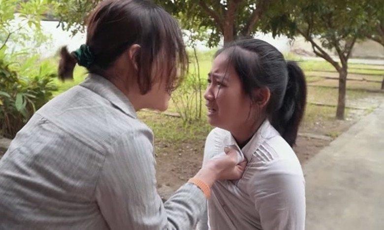 Con dâu tệ bạc của Lối Nhỏ Vào Đời hóa ra từng là mẹ nuôi hay đánh đập con-6