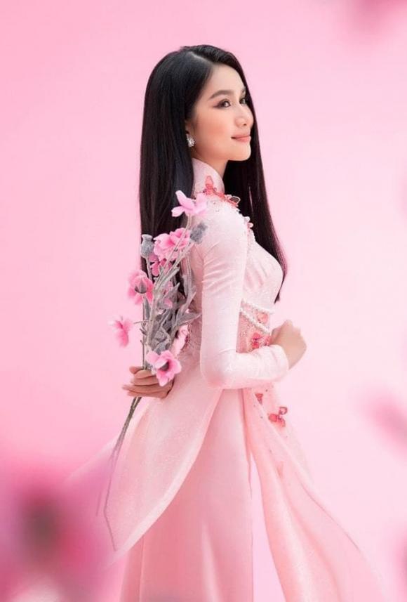 Á hậu Phương Anh lên trang chủ Missosology, fans phán: Thắng chắc-13