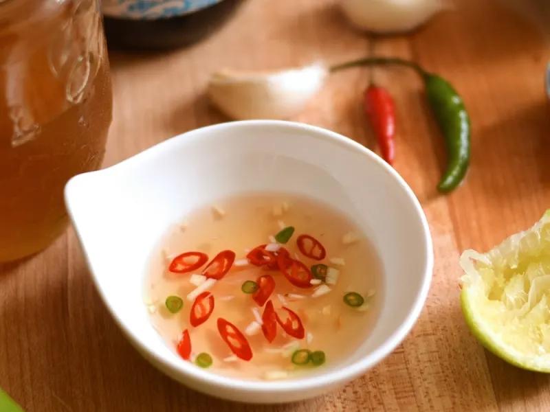 Nước mắm ngon nhưng 3 nhóm người đừng ăn nhiều kẻo rước họa-1