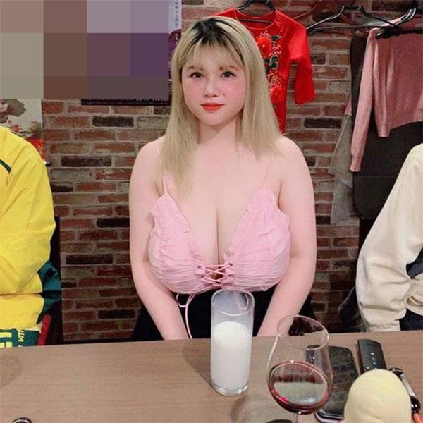 Loạt ảnh show vòng 1 hở hang gây sốc của hot girl Hải Dương-7