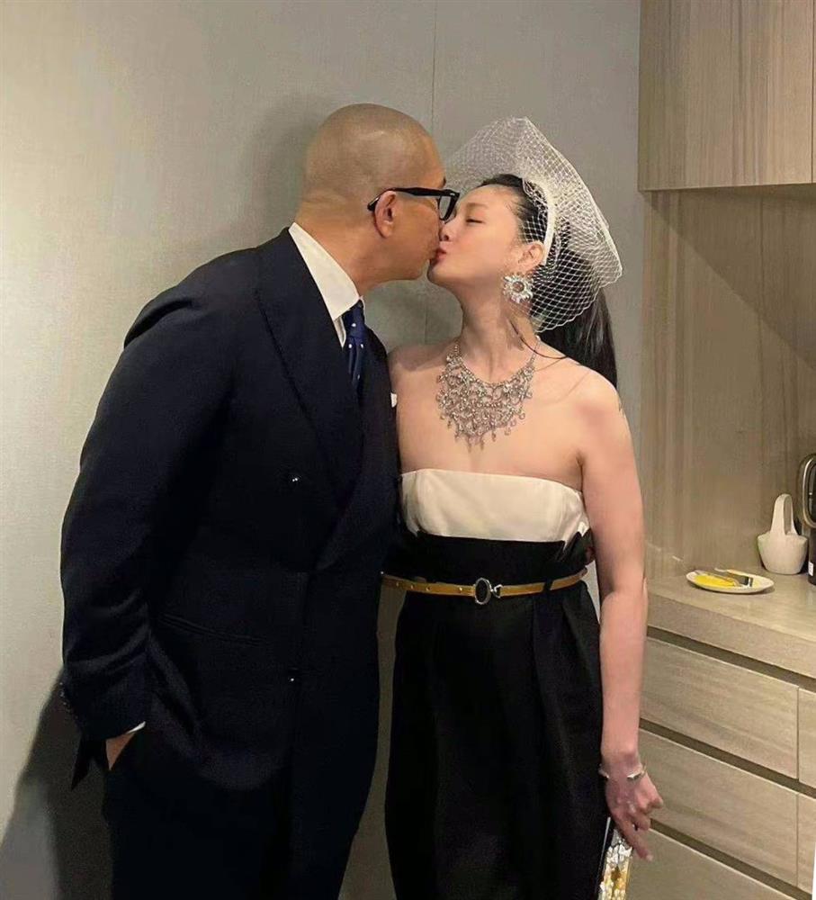 Vì sao Từ Hy Viên không bị thao túng trong showbiz?-7