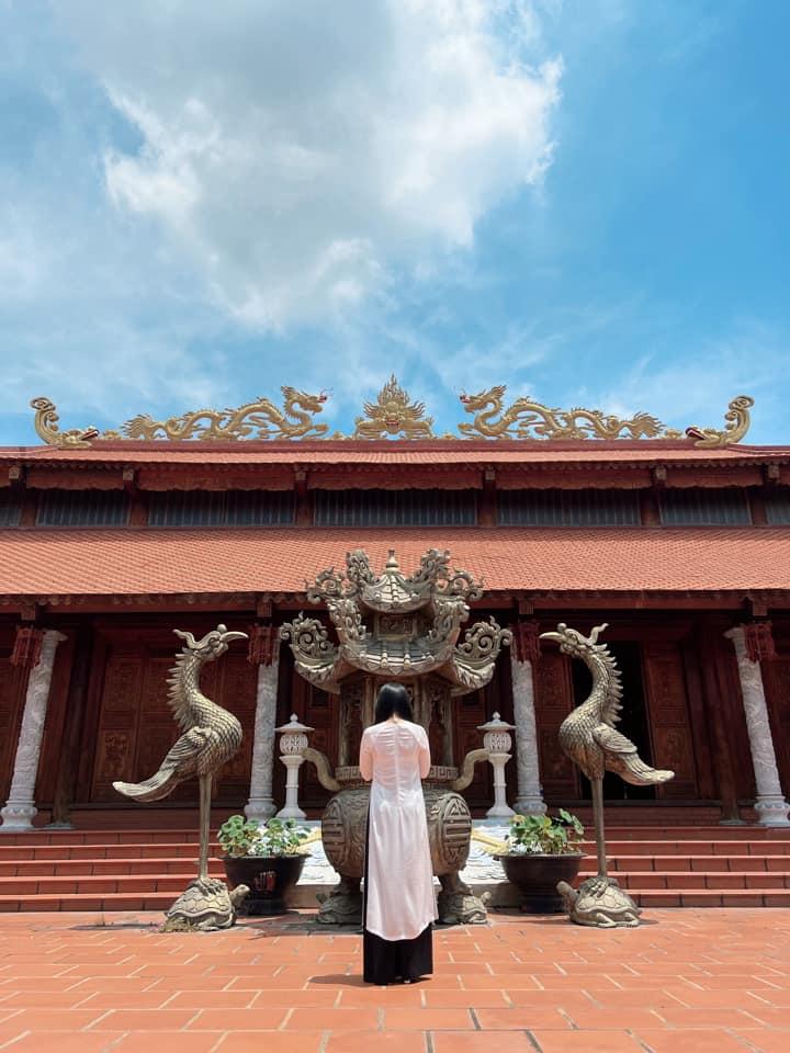 Tin showbiz Việt ngày 25/6: Trấn Thành tâm đầu ý hợp với Hari Won-8