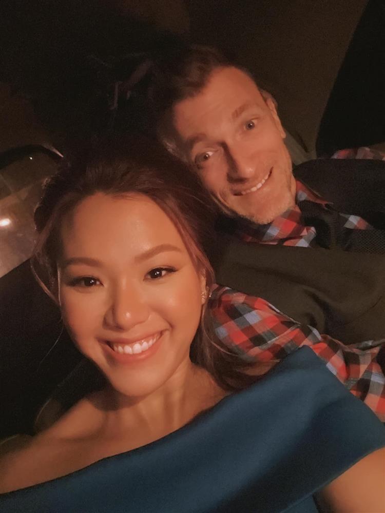 Phương Vy gửi ảnh hot khiến chồng giáo viên tẽn tò trước học sinh-1