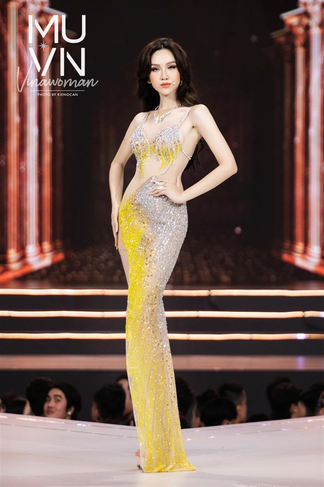 Đỗ Nhật Hà trượt top 16 Miss Universe Vietnam: Khán giả tiếc tận cùng-5