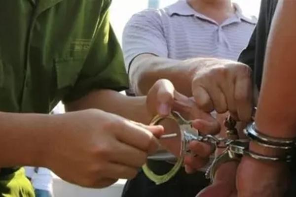 Thứ trưởng Bộ Giáo dục và Đào tạo Nguyễn Hữu Độ bị kỷ luật-2