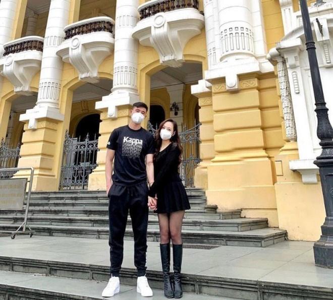 Chuyện tình chị ơi, anh yêu em của hội cầu thủ-5