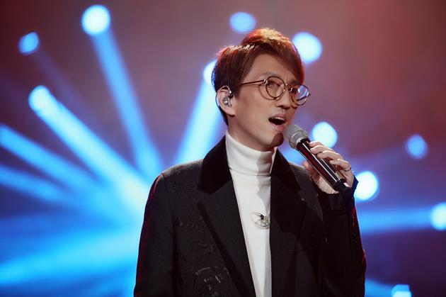 Ca sĩ đình đám mắc bệnh phụ khoa khiến bạn gái phải phá thai?-2