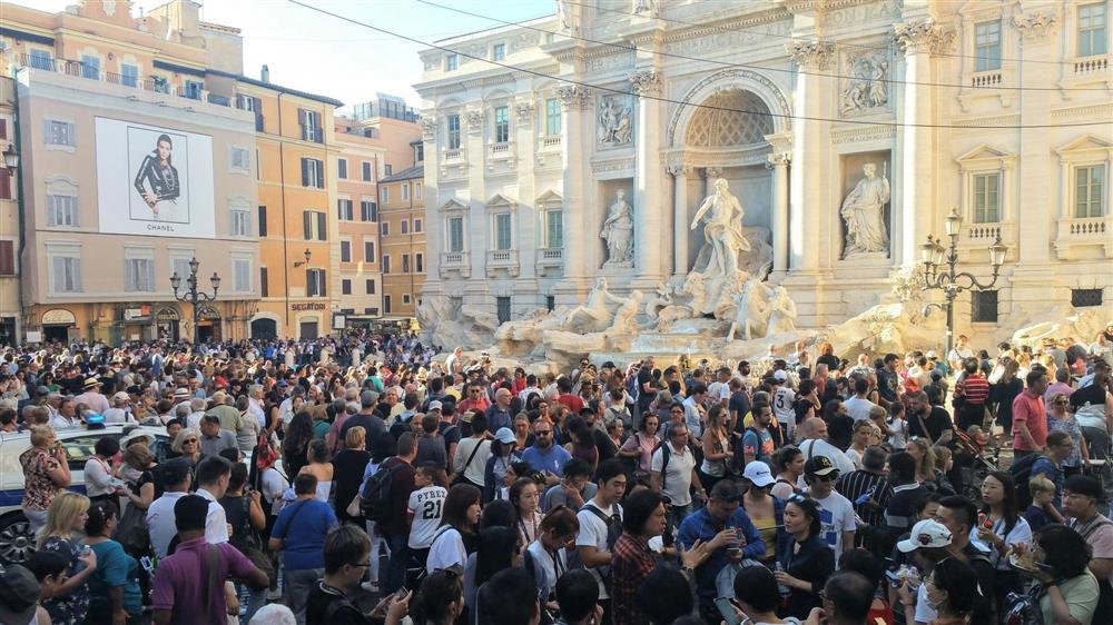 10 mẹo du lịch mùa hè đổ lửa của người Việt ở Italy-1