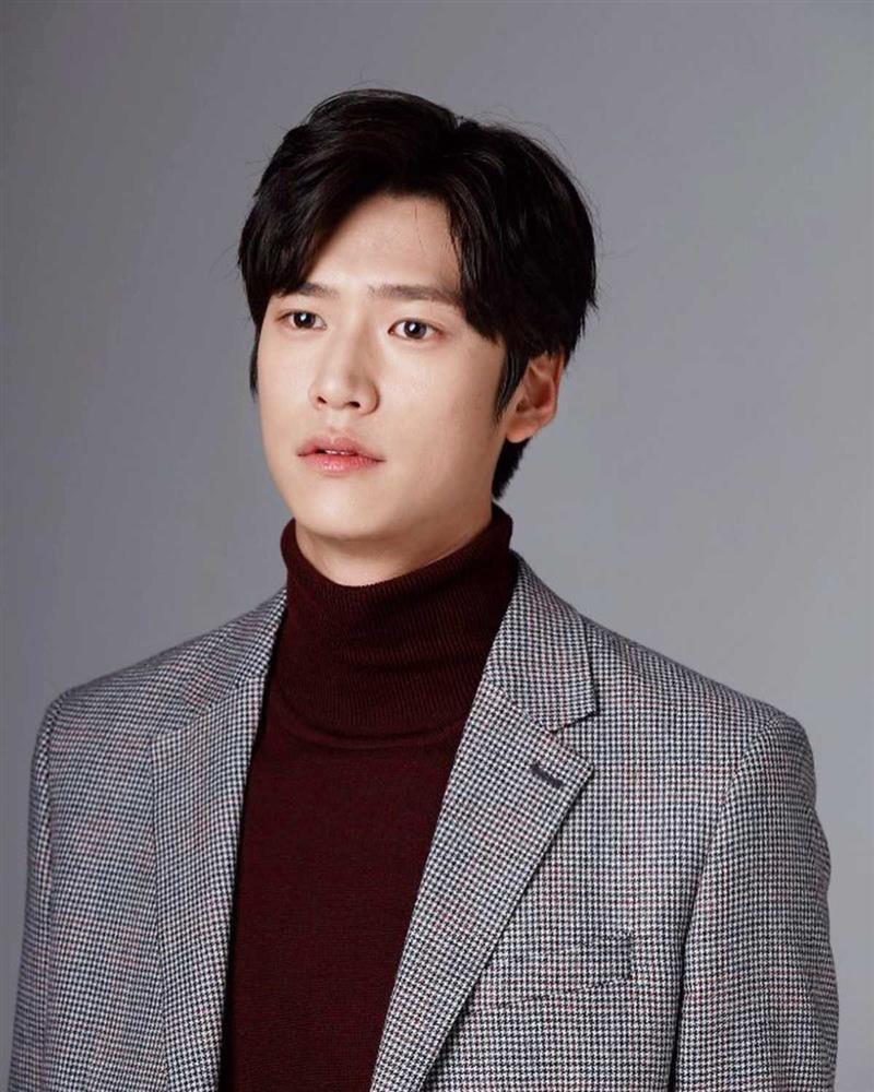 Na In Woo ngôi sao mới nổi đi lên từ kiếp kép phụ, suýt làm idol nổi tiếng-2