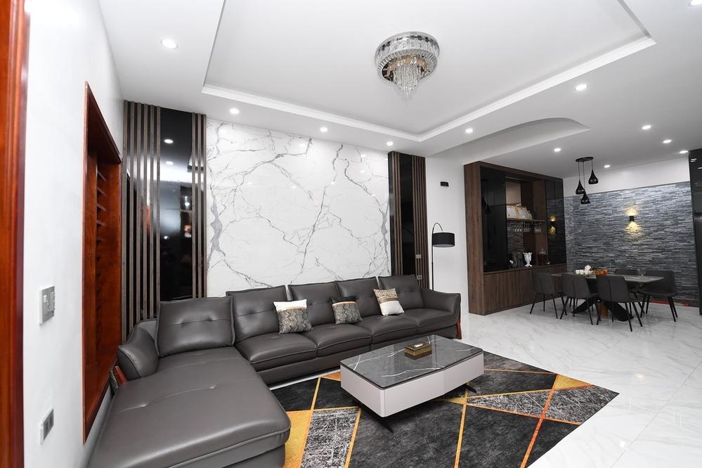 Hai chi tiết trong nhà tiết lộ Quế Ngọc Hải chiều vợ con nhất-3