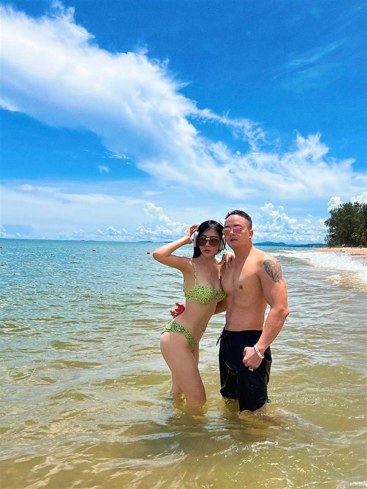 Tin showbiz Việt ngày 26/6: Minh Tiệp trao vương miện hoa hậu cho vợ-13