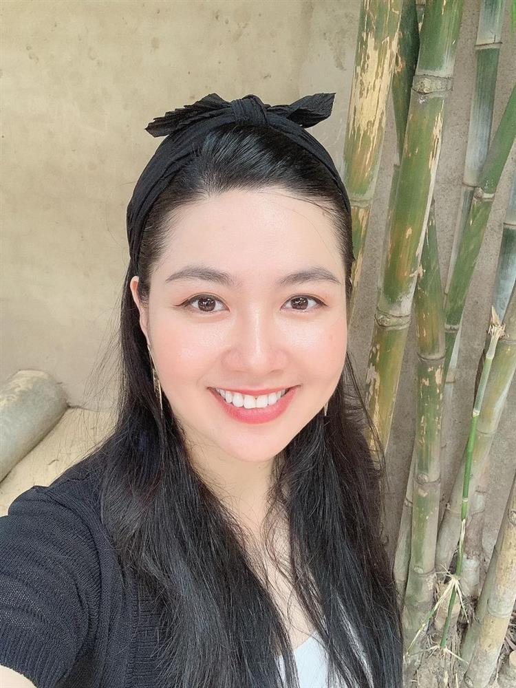 Tin showbiz Việt ngày 26/6: Minh Tiệp trao vương miện hoa hậu cho vợ-8