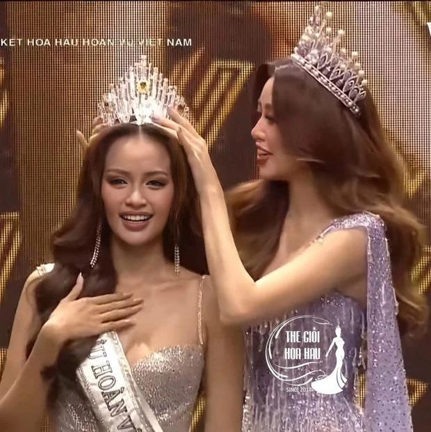 Chiếc váy báo hiệu Ngọc Châu sẽ đăng quang Hoa hậu Hoàn vũ VN-1