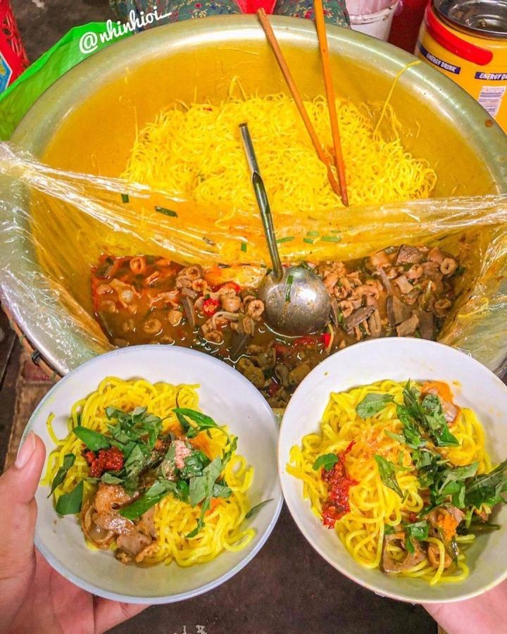 Đến Huế không thưởng thức bún trị ho thì quả là đáng tiếc-4