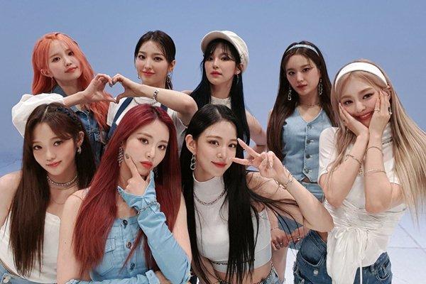 Nhóm nhạc nữ fromis_9 gặp tai nạn xe hơi, phải cấp cứu-2