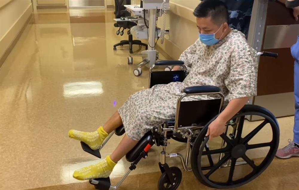 Khoa Pug rớt nước mắt, không thể tự đi sau phẫu thuật kéo chân-8