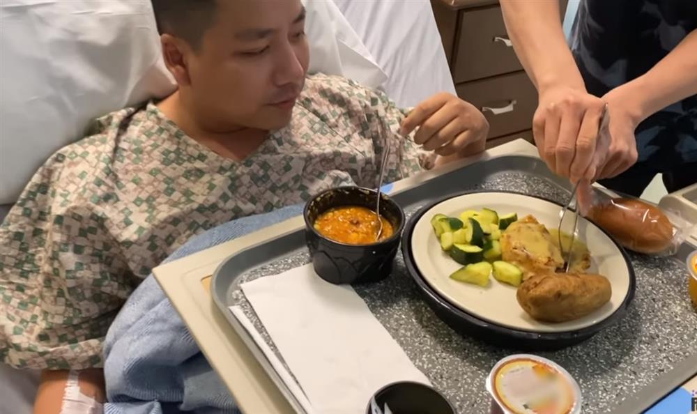 Khoa Pug rớt nước mắt, không thể tự đi sau phẫu thuật kéo chân-12