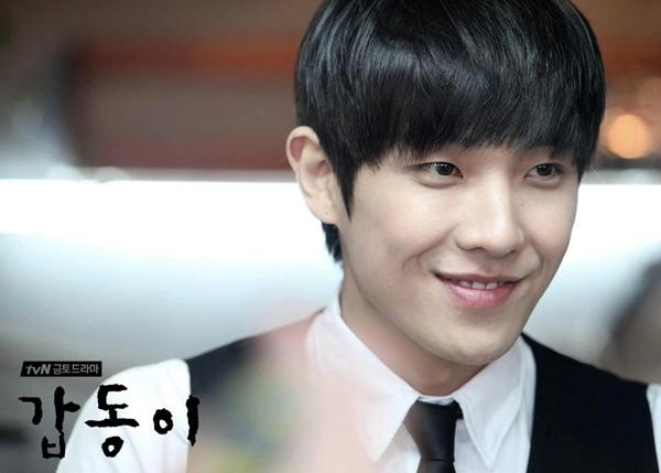 Trở thành sao hạng A nhờ đóng vai ác-16