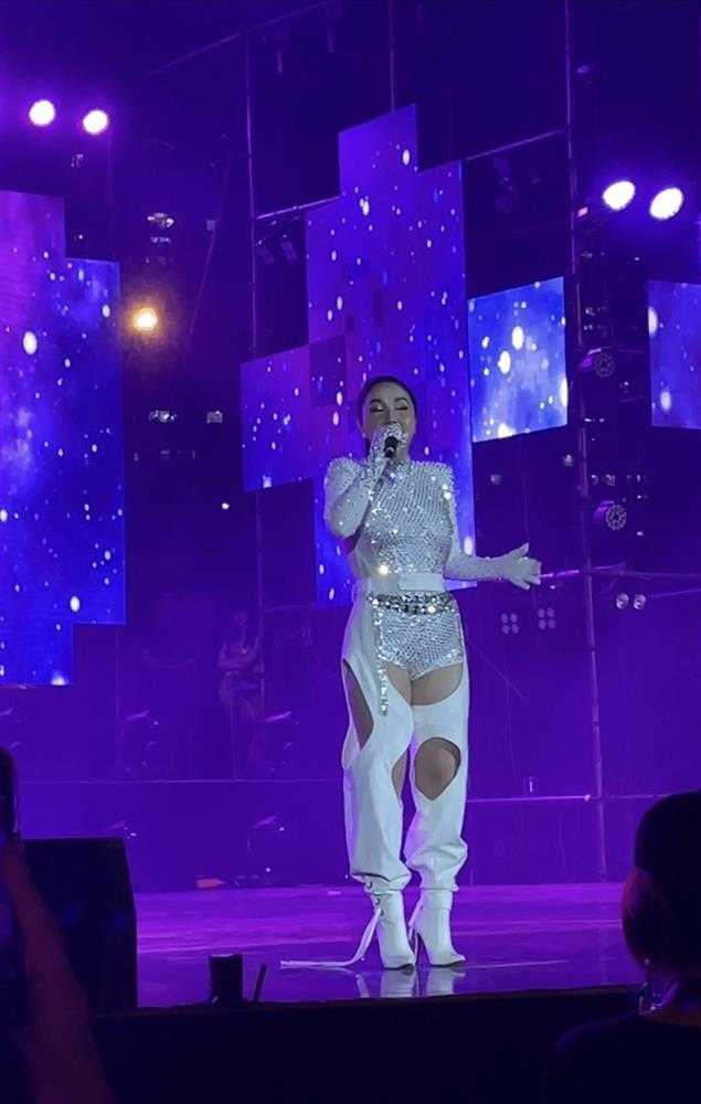 Bảo Thy lộ nhan sắc thật qua camera thường lạ lắm à nghen-2