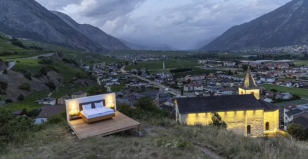 Khách sạn ngàn sao bên cạnh cây xăng độc nhất vô nhị ở Thụy Sĩ-4